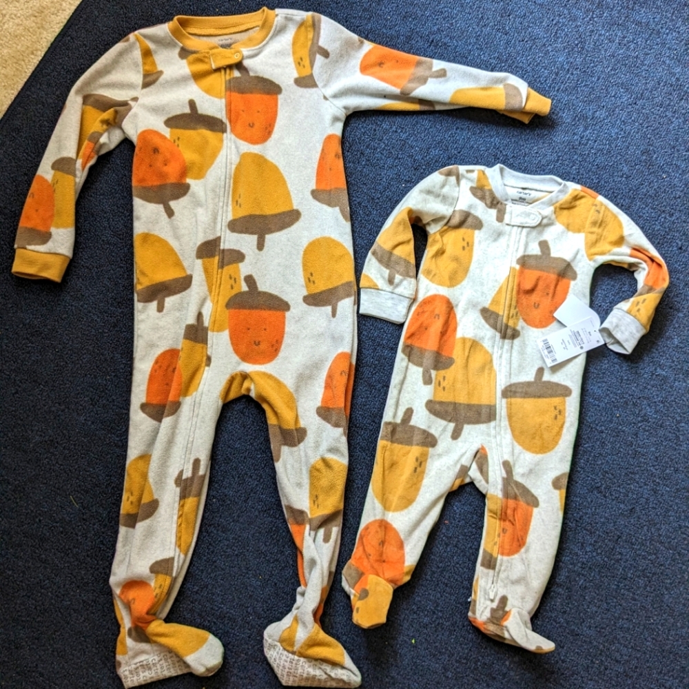 Unisex 4T, 9 Months Matching set Carter's Fall Footie Pajamas